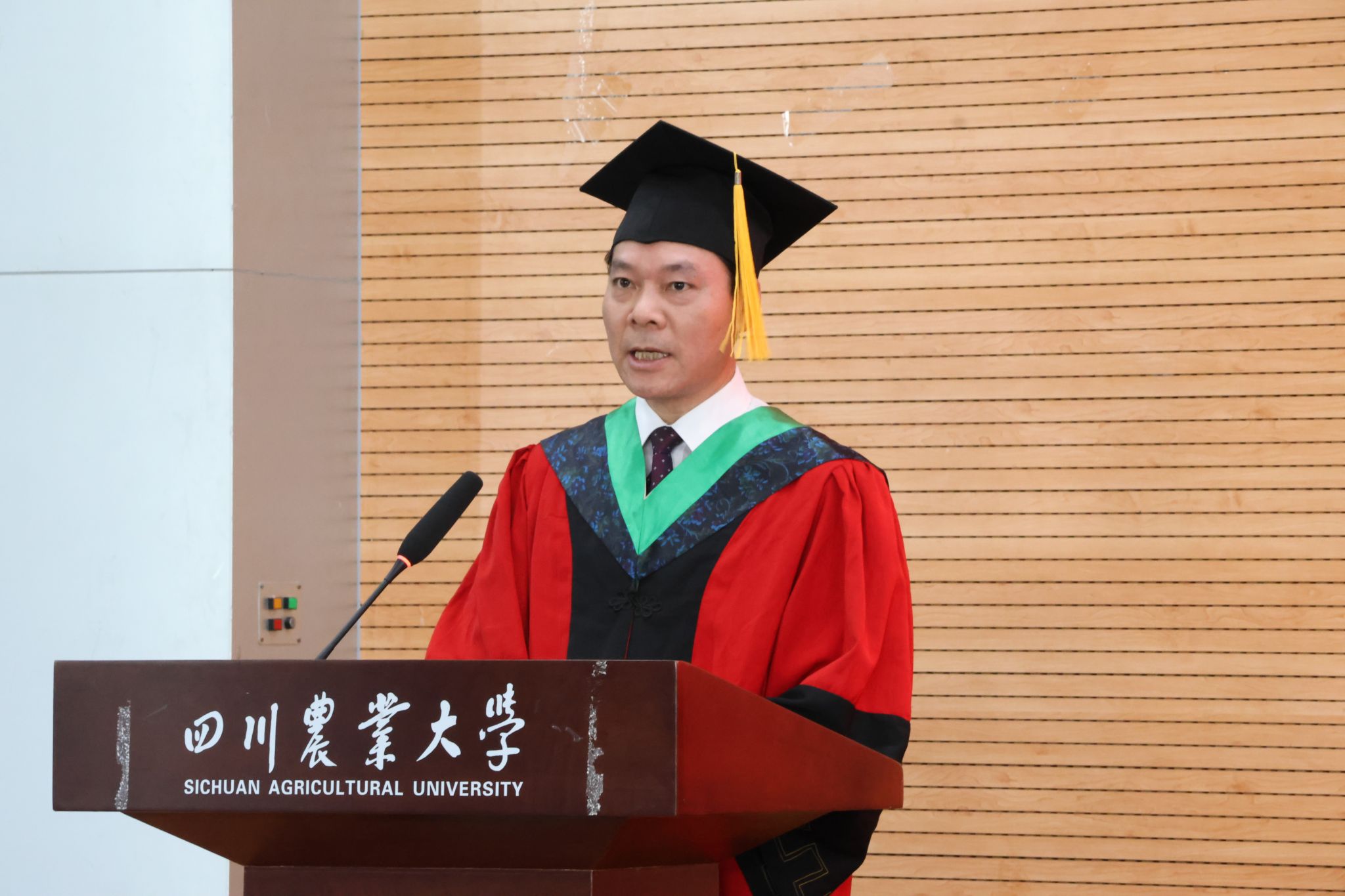 英国上市公司365